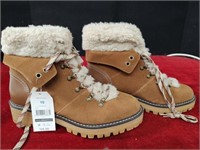 Size 10 Boots NWT