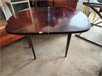 Antique Federal Style Flip Top Table