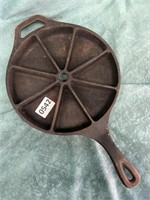 Vintage Lodge Cast Iron Cornbread Skillet