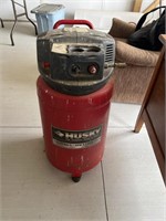 Husky 1.8 HP 20 gallon air compressor