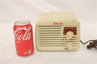 1949 Sears Roebuck Midget Tube Radio ~ Tested