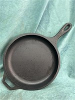 Lodge Cast Iron Skillet and Cover