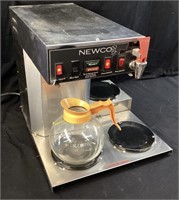 NEWCO COMMERCIAL COFFEE BREWER, 3 WARMER, MODEL