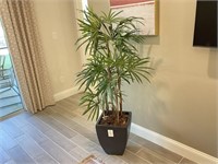 FAUX FLOOR PLANT