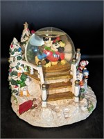 WDW Mickey & Minne Musical Snow Globe