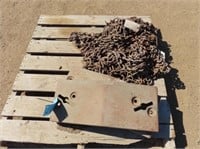 Set 15.5x38 Tractor Chains & 2 JD Wts #