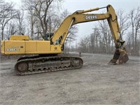 2006 John Deere 330CLC Excavator FF330CX804241