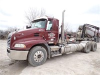 2014 Mack CXU613 T/A Hiway Tractor - Day Cab - 1M1