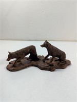 1993 Old Forge Wolf's Figurine Resin