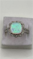 Vintage Beautiful Opal Ring Size 8.5