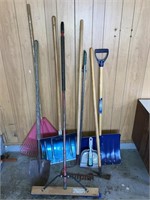 Snow Shovels/Rakes/Brooms