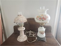 2 table lamps