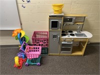 Kids Toys & Wallboard-Room 140