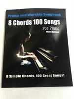 8 chords 100 praise songs for piano