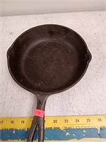 8-in cast iron skillet made in USA