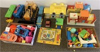 Group Fisher Price buildings, toys, Tonka Dozer,