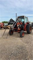 International 1486 w/Loader/Hay Spike