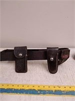 Webbed ammo belt with knife holders