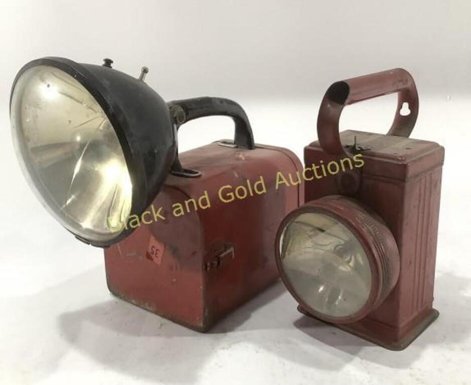 (2) Vintage Big 6 Electric Lantern & Flashlight