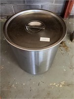 LARGE STAINLESS POT 16" X 14 1/2" DIA.