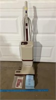 Electrolux vacuum, not tested
