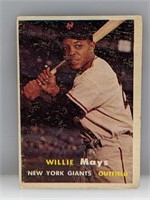 1957 Topps #10 Willie Mays New York Giants HOF