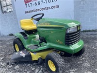 John Deere LT-150 38" Hydrostatic Lawn Tractor