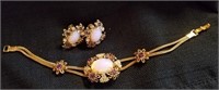 Beautiful vintage bracelet with matching earrings