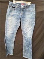 Ada cinch size 32- 13 L jeans