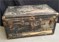 Vintage belber trunk 19x 36x 22 in
