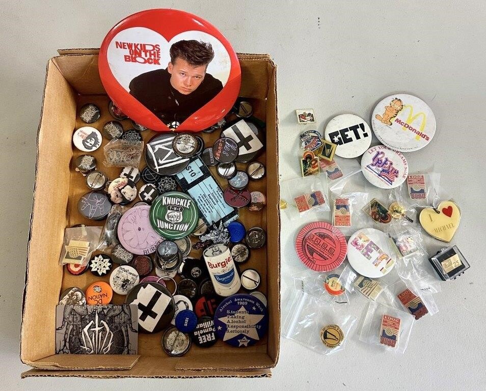 Vintage Buttons, Pins & More - McDonalds, New