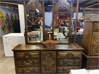 AMERICAN DREW INC. DRESSER WITH MIRRORS