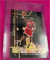 319 - MICHAEL JORDAN COLLECTIBLE CARD (S52)