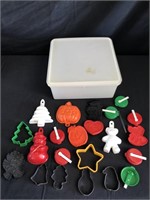 Cookie Storge Box With Cookie Cutters