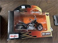 HARLEY DAVIDSON MOTORCYCLE DIE CAST