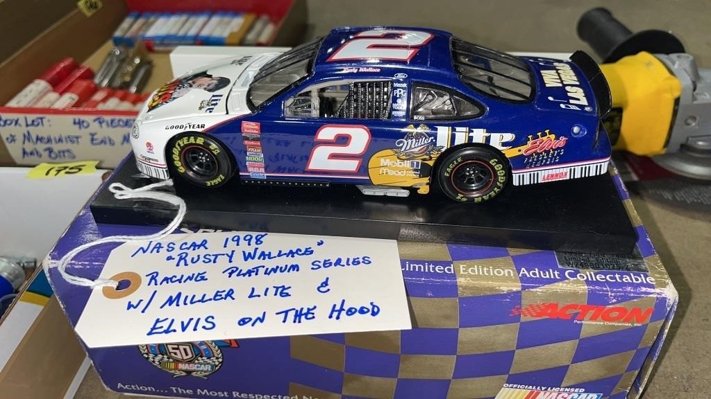 MASCAR 1998 "RUSTY WALLACE" COLLECTIBLE