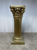 Gold painted ceramic pillar plant stand, has a