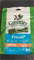 340 g Greenies Petite