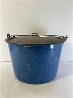 GRANITWARE BLUE SPECKLED 9" STOCKPOT WITH LID