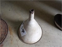 porcelain funnel