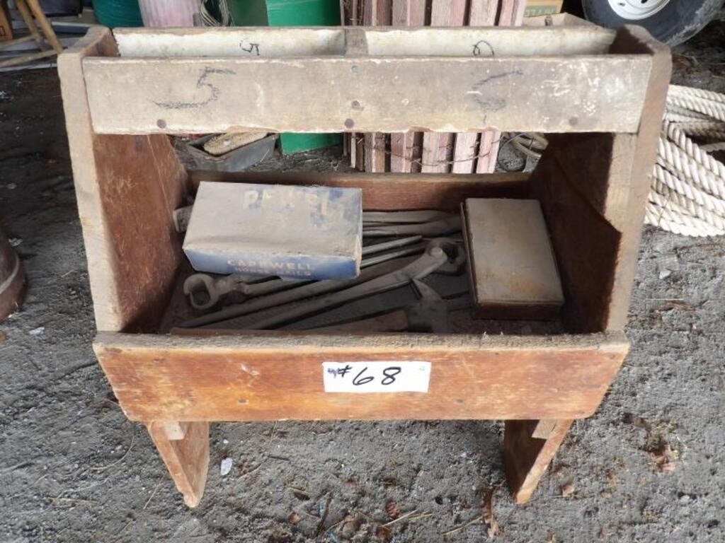 Farrier's box and tools