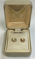 14KT Gold Cameo Earrings.