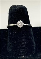 18KT Gold Diamond Engagement Ring.