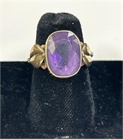 14KT Gold Purple Amethyst Ring.