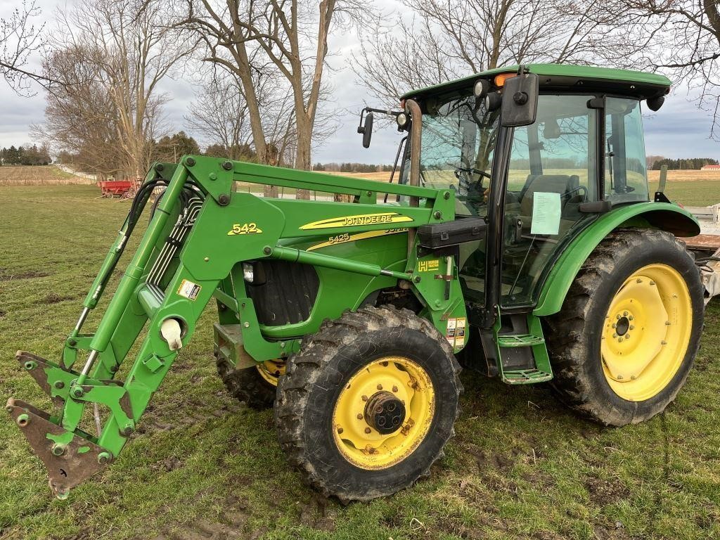 John Deere 5425 w/ self leveling 542 loader