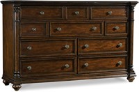 Hooker Leesburg 10 Drawer Dresser  Mahogany