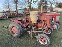 IH McCormick Farmall Super A w/ attachments