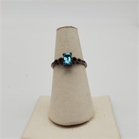 Sterling Silver Ring w/an Aqua Stone Size 7