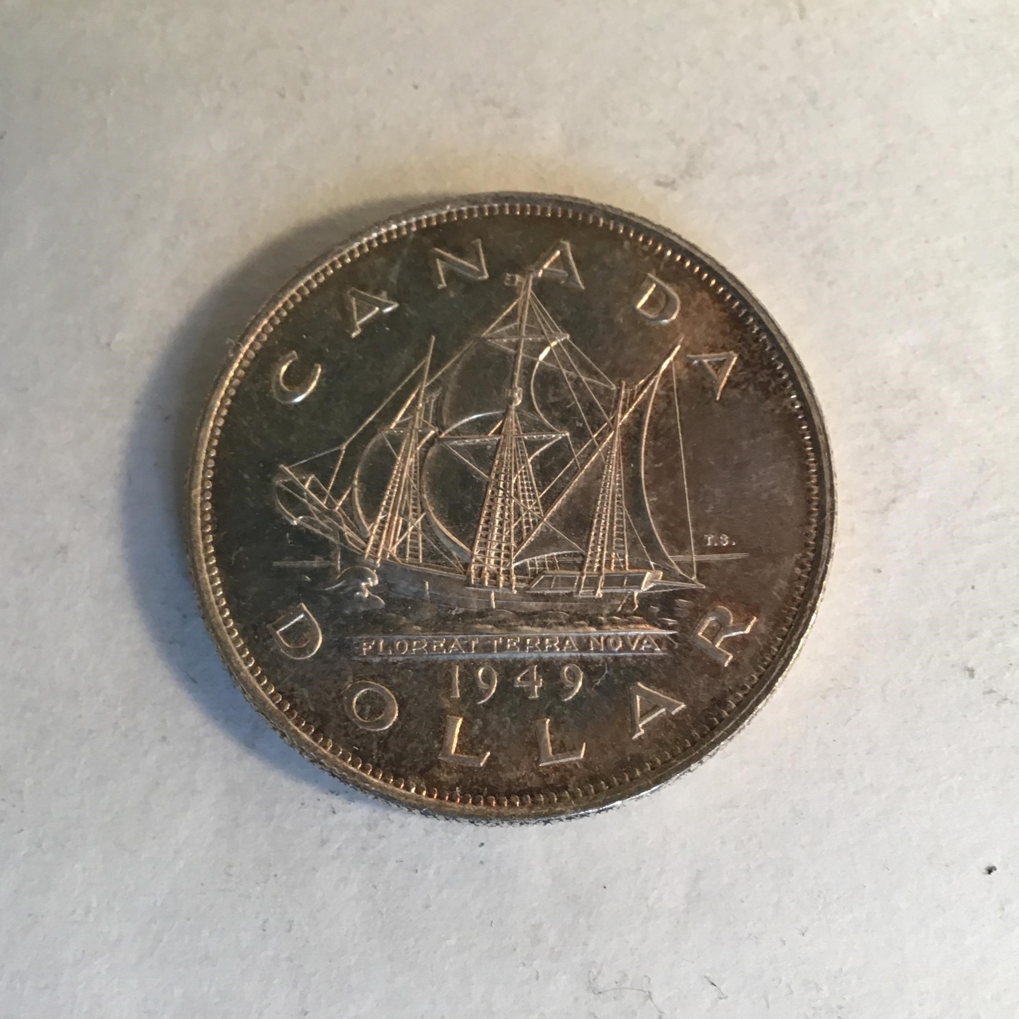 CANADIAN 1949 SILVER DOLLAR