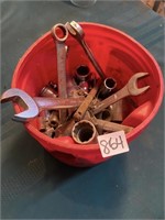 RED CONTAINER TOOLS